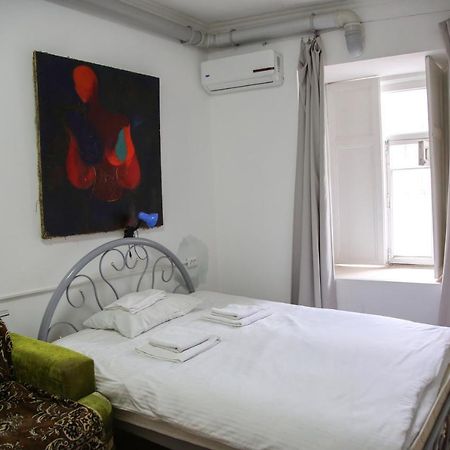 In The Center Of The City 2Rooms Tbilisi Eksteriør bilde